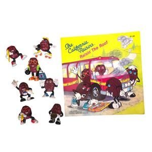 Vintage 1988 California Raisins 7 PVC Figures & Raisin The Roof Book Set 80s Toy